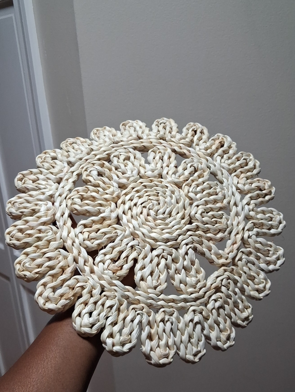Handmade Woven Round Placemat - Natural Cream & Tan Set Of 6
